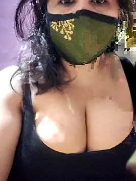 Snapshot of pikachush chatting on April 2026 03:17:01 PM pikachush online show from April 2026 03:17:01 PM