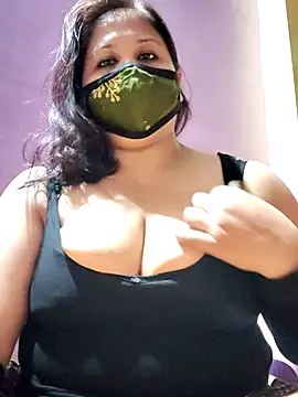 Snapshot of pikachush chatting on April 2026 03:35:01 AM pikachush online show from April 2026 03:35:01 AM