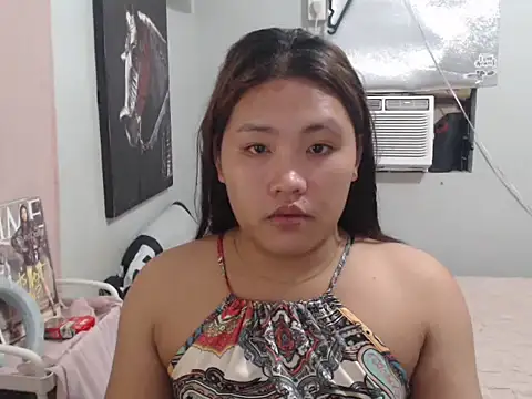 Snapshot of MiMi_yeah00 chatting on March 2026 08:27:02 AM MiMi yeah00 online show from March 2026 08:27:02 AM