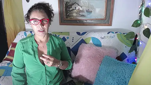 Snapshot of Merry-Olsen chatting on February 2026 04:20:01 AM Merry-Olsen online show from February 2026 04:20:01 AM