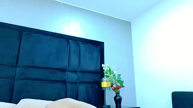 HollyOlson online show from June 2026 07:35:02 PM