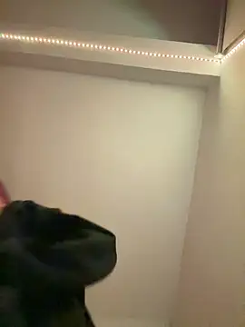 Milli-Kiss online show from February 2026 06:07:01 PM