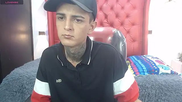 Snapshot of benjamin_anthony chatting on February 2026 02:29:02 PM benjamin anthony online show from February 2026 02:29:02 PM