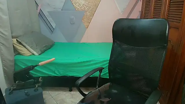 Snapshot of vane_latin18 chatting on March 2026 08:19:02 PM vane latin18 online show from March 2026 08:19:02 PM