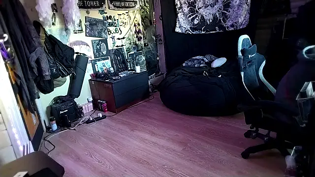 Snapshot of Shempert_ghot chatting on April 2026 03:09:02 PM Shempert ghot online show from April 2026 03:09:02 PM