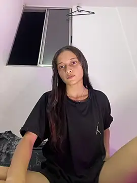 Snapshot of candy_deluxe chatting on June 2026 02:58:01 AM candy deluxe online show from June 2026 02:58:01 AM