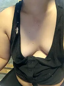 squirtshantal online show from November 2025 01:50:01 AM