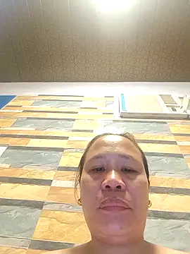 squirtshantal online show from March 2026 07:31:01 PM