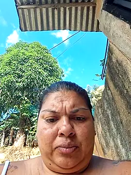 Juli Powl online show from March 2026 12:20:01 PM