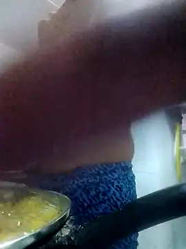 Erickandsam online show from February 2026 09:44:02 PM