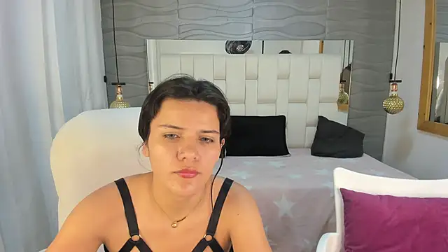 Veyra sereny online show from March 2026 10:59:02 PM