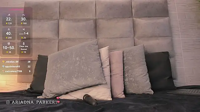 Snapshot of ariana__parker chatting on April 2026 07:45:01 AM ariana parker online show from April 2026 07:45:01 AM