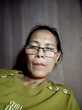 Snapshot of toyo_668 chatting on April 2026 01:41:01 PM toyo 668 online show from April 2026 01:41:01 PM