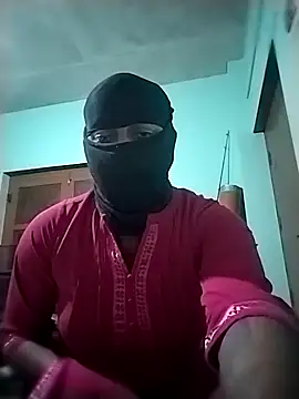 Snapshot of Ladycross chatting on February 2026 06:26:01 PM Ladycross online show from February 2026 06:26:01 PM