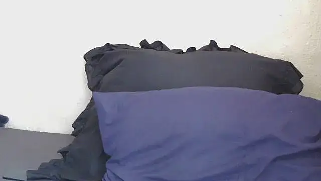 YumPeaches online show from February 2026 10:04:01 AM