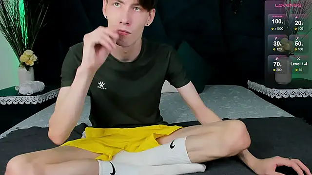 Snapshot of Erick_Wilson chatting on December 2025 06:55:02 AM Erick Wilson online show from December 2025 06:55:02 AM