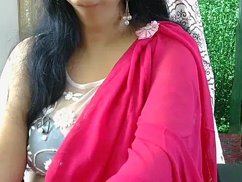 Snapshot of Hot_Sonniyaa chatting on February 2026 06:22:02 AM Hot Sonniyaa online show from February 2026 06:22:02 AM