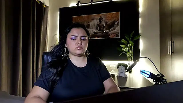 AzaraOnyx online show from July 2026 01:36:01 PM