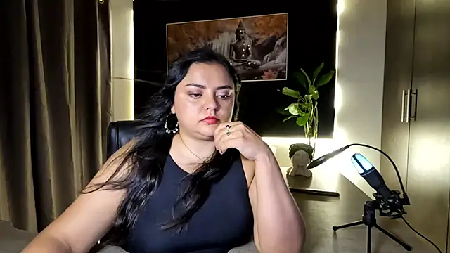 AzaraOnyx online show from July 2026 04:13:01 PM