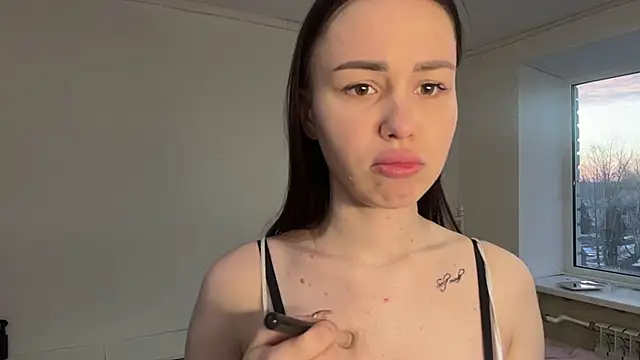 Salamandravantelo online show from March 2026 03:45:01 PM