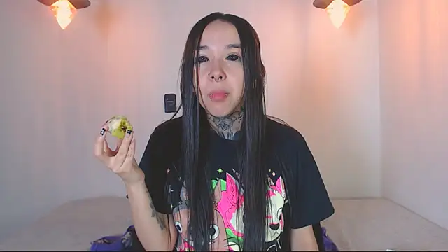 alien eyes09 online show from March 2026 02:01:02 AM