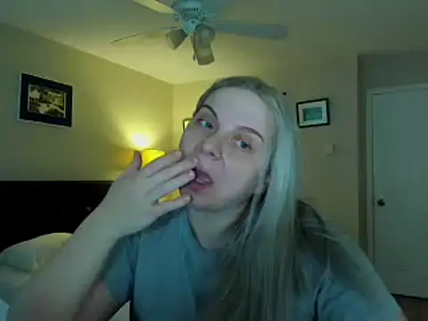 i love iva online show from February 2026 10:39:01 PM