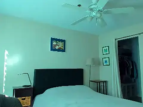 i love iva online show from March 2026 11:07:02 PM