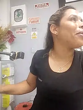 Regina 23 online show from February 2026 09:47:02 PM