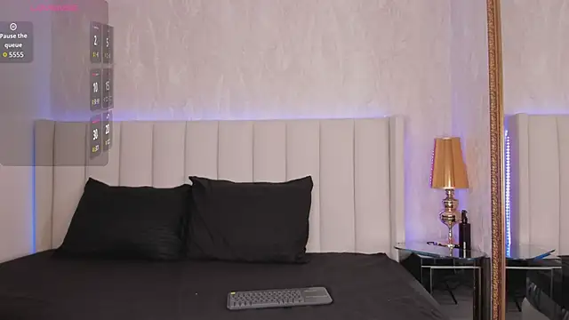 angelina honey  online show from February 2026 03:49:02 AM