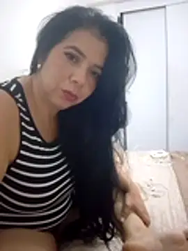 Victoria42 online show from April 2026 01:01:02 AM