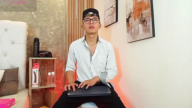 Dark Nico online show from April 2026 03:56:01 AM