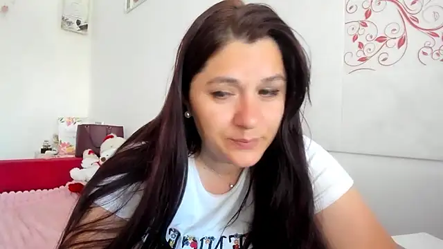 EVELYNA88 online show from May 2026 07:15:02 AM