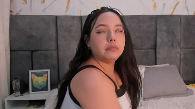 melanie velle online show from February 2026 03:18:01 AM