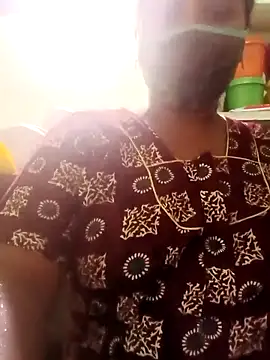 tamilkaviya431 online show from March 2026 01:11:02 PM