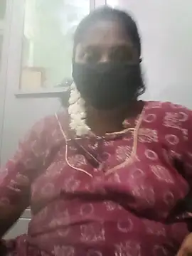 Snapshot of tamilkaviya431 chatting on July 2026 06:14:02 PM tamilkaviya431 online show from July 2026 06:14:02 PM