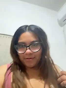 Snapshot of ludmila_x chatting on May 2026 05:13:01 AM ludmila x online show from May 2026 05:13:01 AM