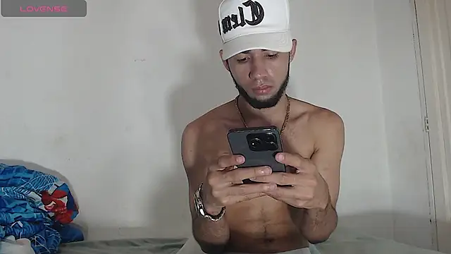 Snapshot of Jhon_malo chatting on August 2026 10:24:02 PM Jhon malo online show from August 2026 10:24:02 PM