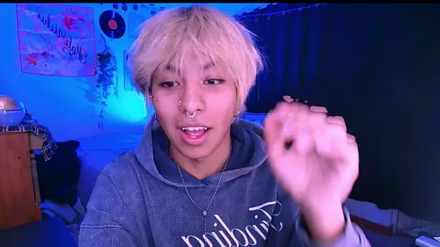 prince oliverr online show from February 2026 11:13:01 PM