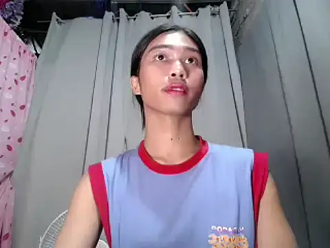 Snapshot of katrina_bigcock69 chatting on April 2026 12:43:01 PM katrina bigcock69 online show from April 2026 12:43:01 PM