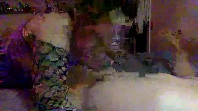 Snapshot of BrattyGirl2424 chatting on May 2026 06:52:01 AM BrattyGirl2424 online show from May 2026 06:52:01 AM