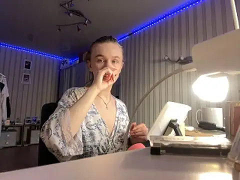 Snapshot of melissashineee chatting on February 2026 06:58:01 AM melissashineee online show from February 2026 06:58:01 AM