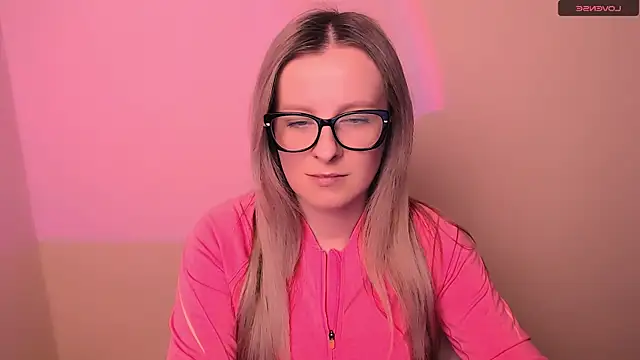 AnnePeach online show from February 2026 04:27:02 PM