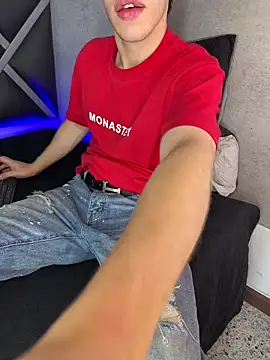 Lucian-greyy online show from February 2026 06:02:02 AM