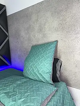 Lucian-greyy online show from February 2026 04:10:02 AM