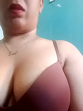 jexsicaa online show from February 2026 03:20:01 PM