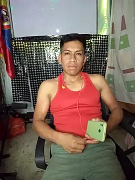 Snapshot of yisusalejo chatting on April 2026 04:38:02 AM yisusalejo online show from April 2026 04:38:02 AM