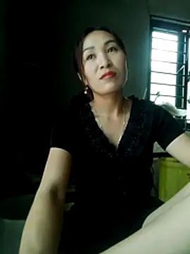 Thobaby112 online show from May 2026 01:02:04 AM