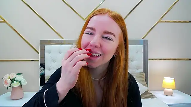 AmberrFire online show from March 2026 07:21:01 AM