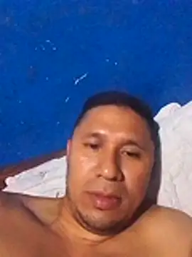 Snapshot of deiner13 chatting on February 2026 04:35:02 AM deiner13 online show from February 2026 04:35:02 AM