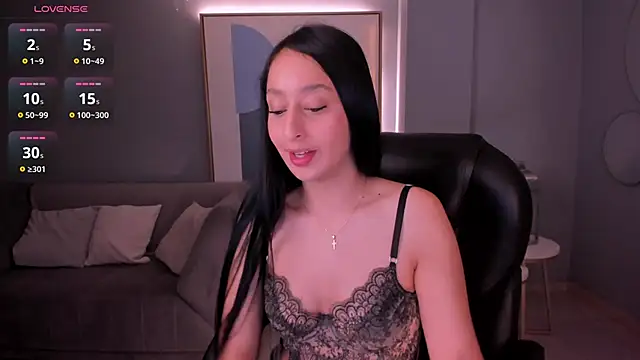 AmaraDivine online show from April 2026 11:32:01 PM